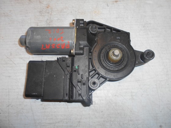 Motor Elevador Vidro Trás Drt VW Passat 1998 MEV166